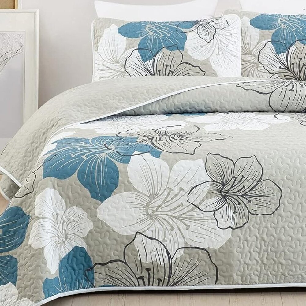 New Blue Bohemian Floral Quilt Set • 3 PC • QUEEN Size
